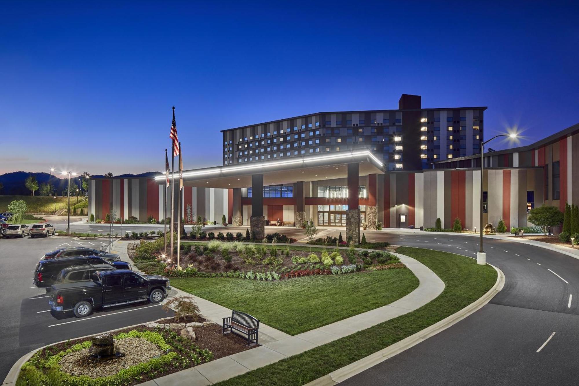 Harrah'S Cherokee Valley River Casino & Hotel Murphy Exterior photo